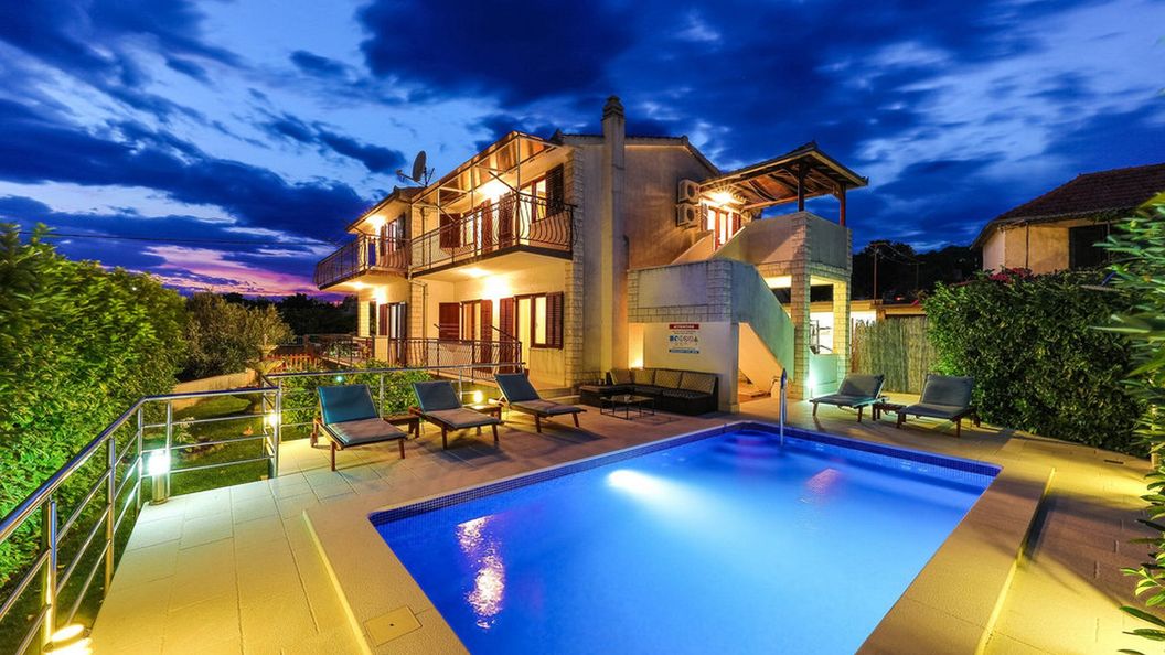 Ház Családok Részére Medencével Vrsine, Trogir - 22668 Vrsine (1)