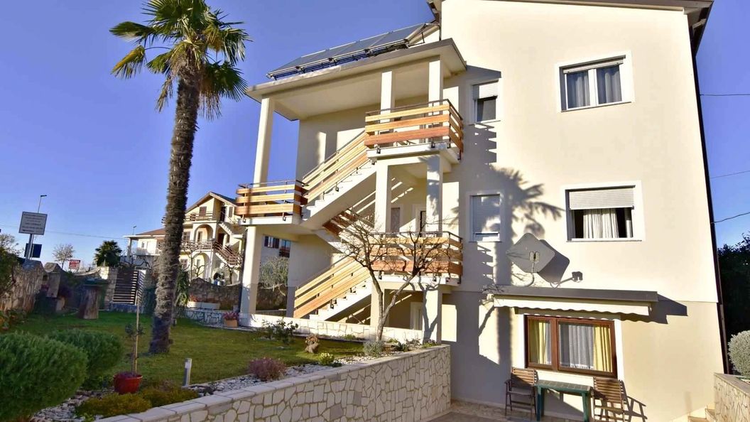 Apartments With Parking Space Umag - 22680 (1)