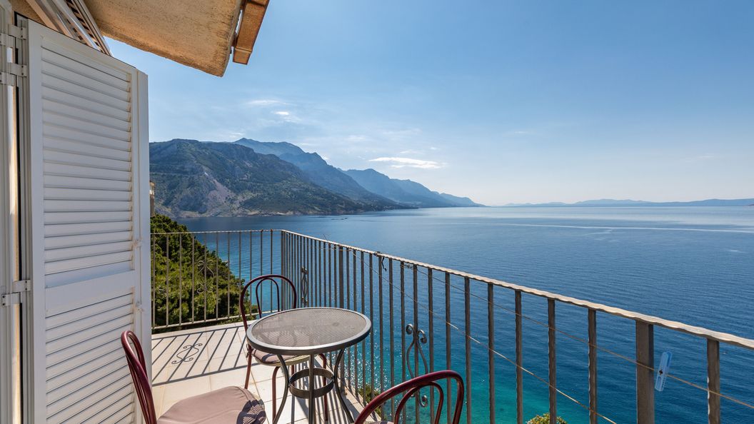 Apartmanok A Tenger Mellett Pisak, Omis - 22946 Pisak (1)