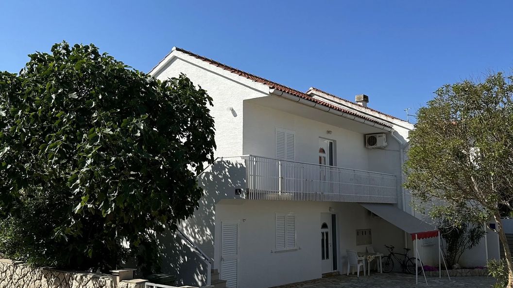 Apartmanok Parkolóhellyel Novalja, Pag - 22963 Novalja (1)