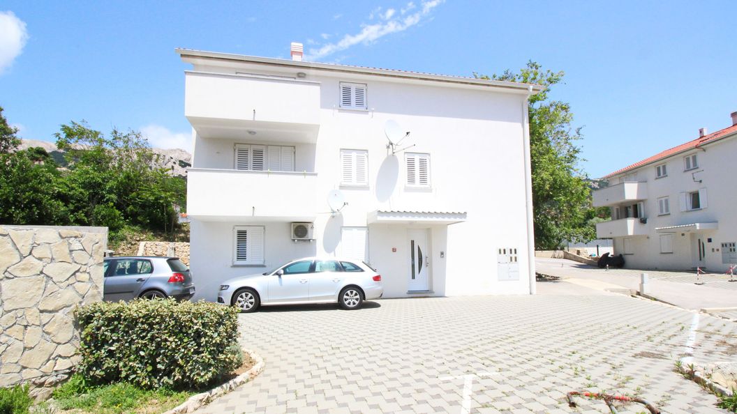 Apartments VASILIC CUGALJ Baska (1)