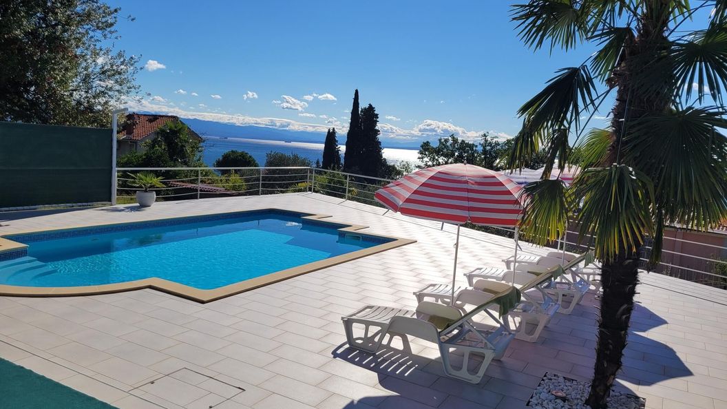 House Pool Icici (1)