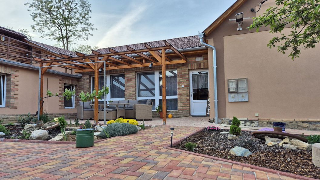 Vidéki Idill Vendégház - Izmény (1)