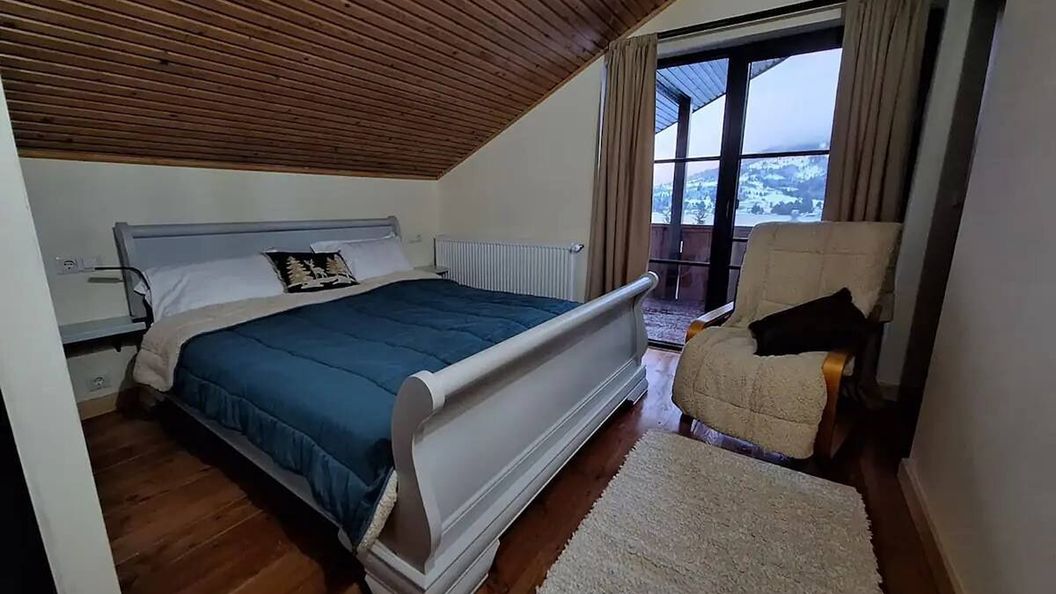 CabAna de la Colibița (1)