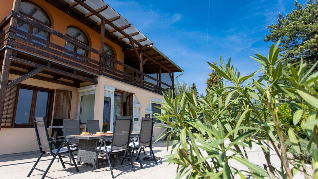 Kulcsi-Duna Vendégház Kulcs (1)