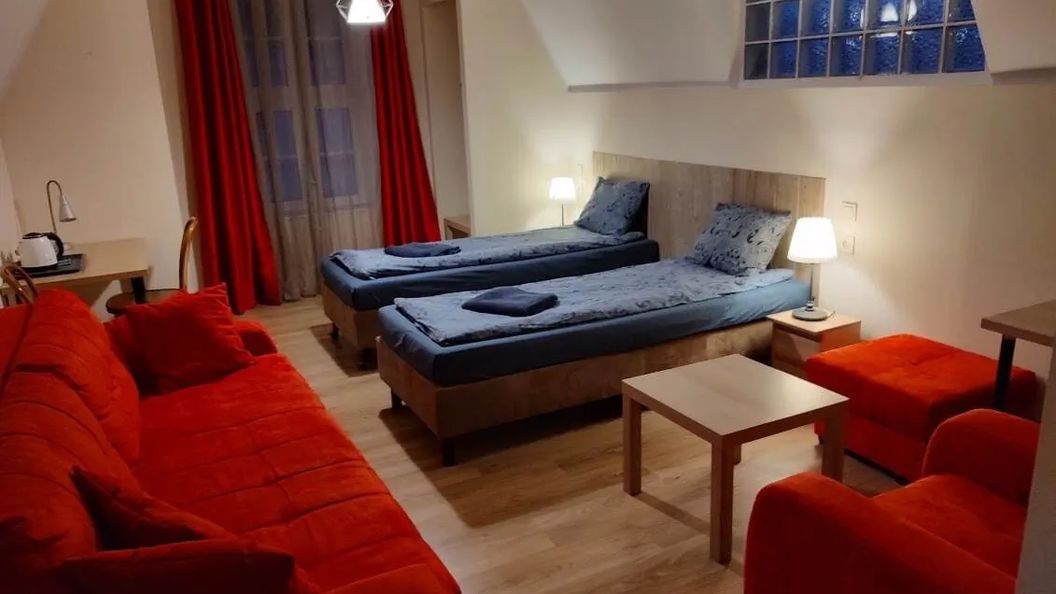 HOLIDAY ROOMS Old Town (1)