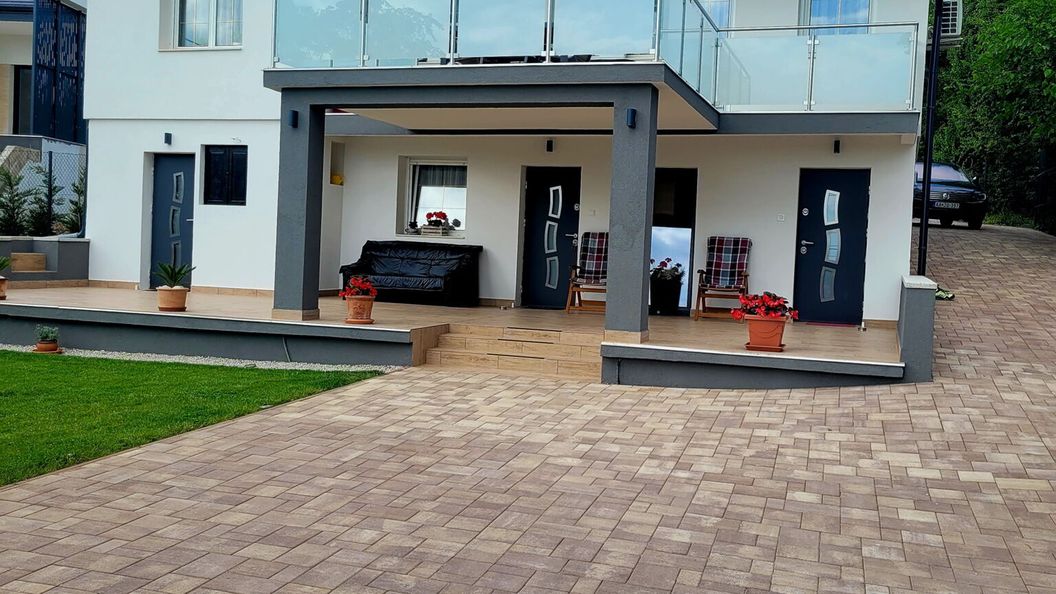 Bella Apartman Gyenesdiás  (1)