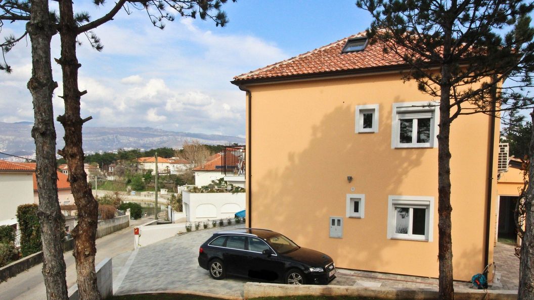 Apartments Ivo P. with Sea View Silo (1)