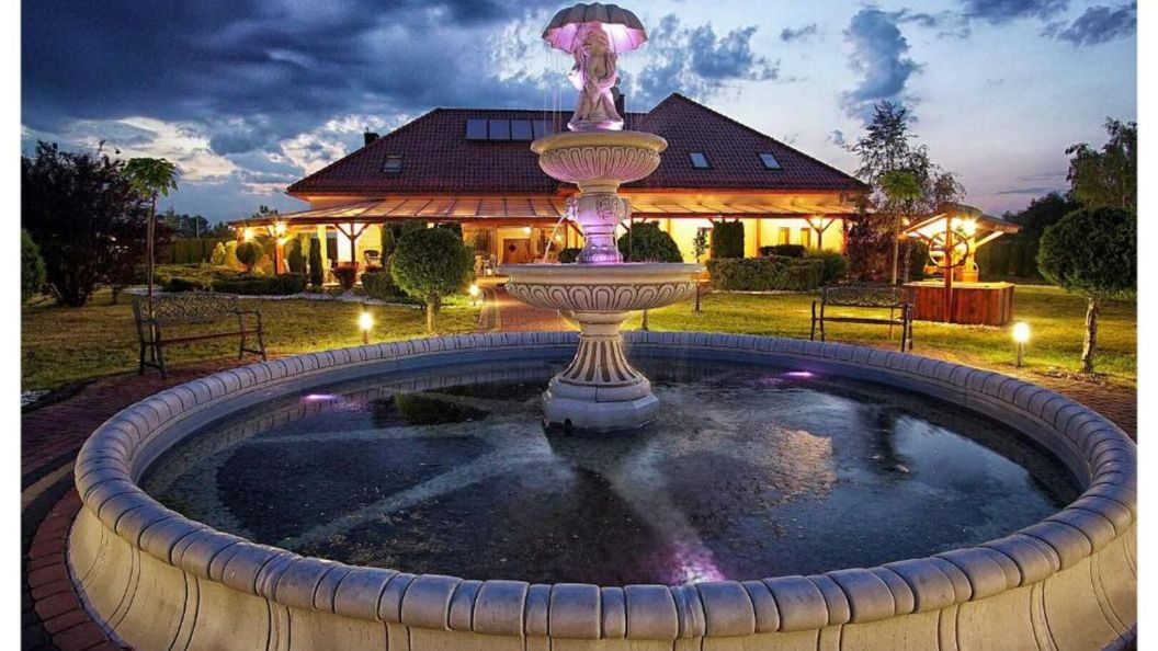 Rezydencja Elżbiecin Busko-Zdrój (1)