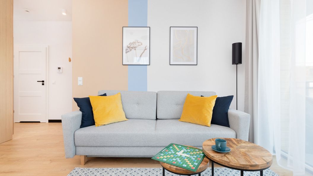 Nowy Świat 23F/15 (1)