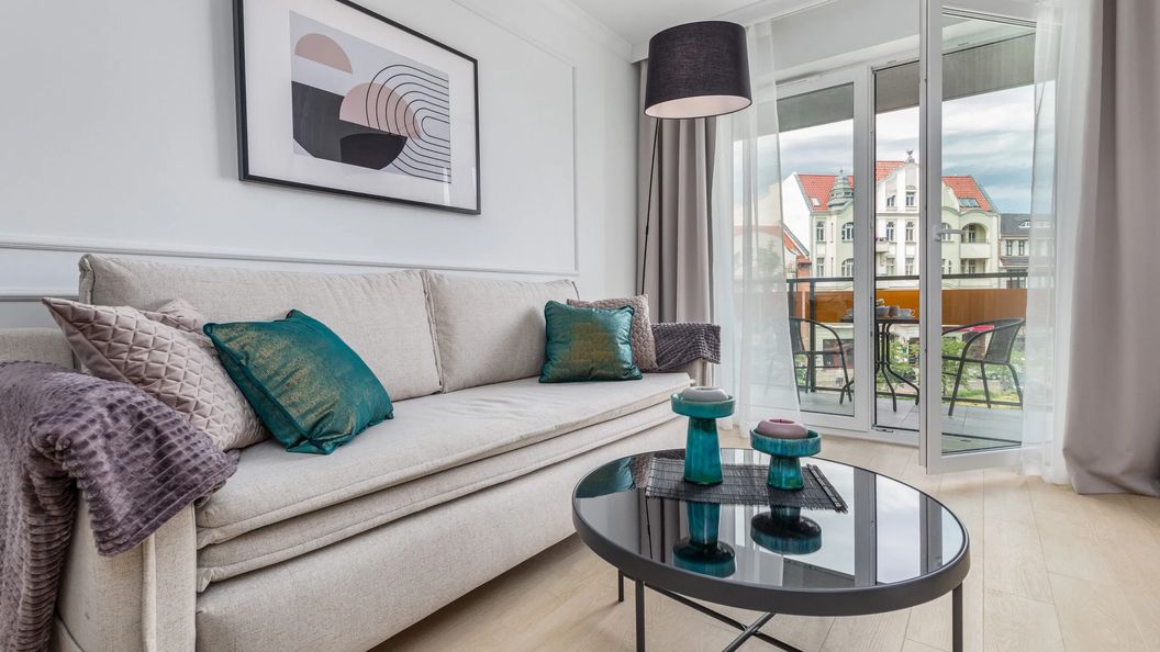 Pl. Słowiański 10/10 (1)