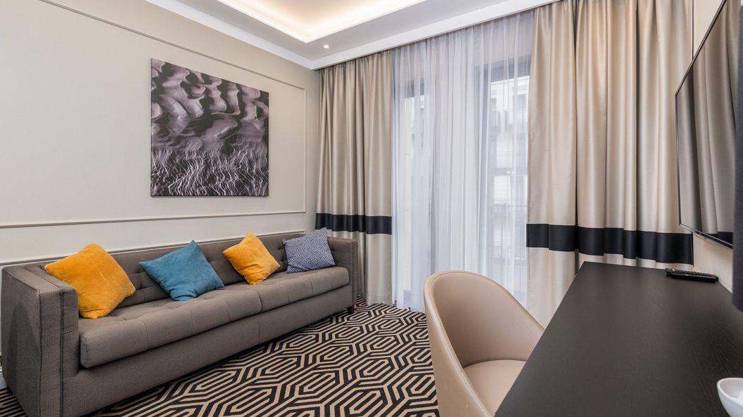 Baltic Park 36E/210 (1)