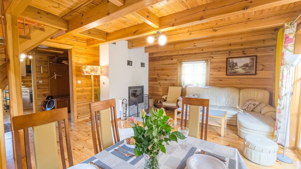 Domek z bali Jarnołtówek (1)