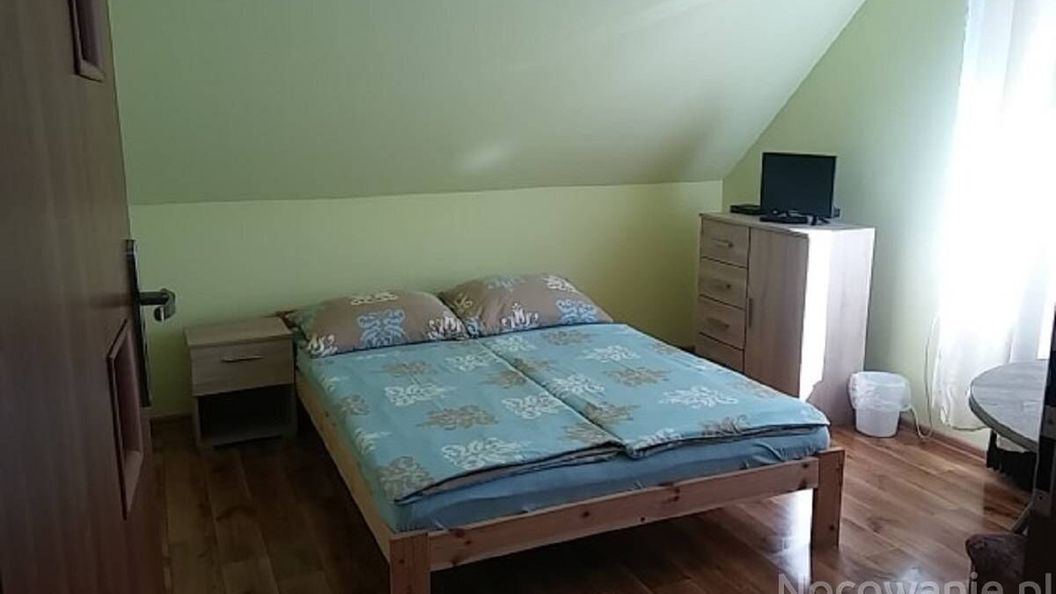 Pokoje Gościnne Nad Rzeczką WALIM, Wałbrzych (1)