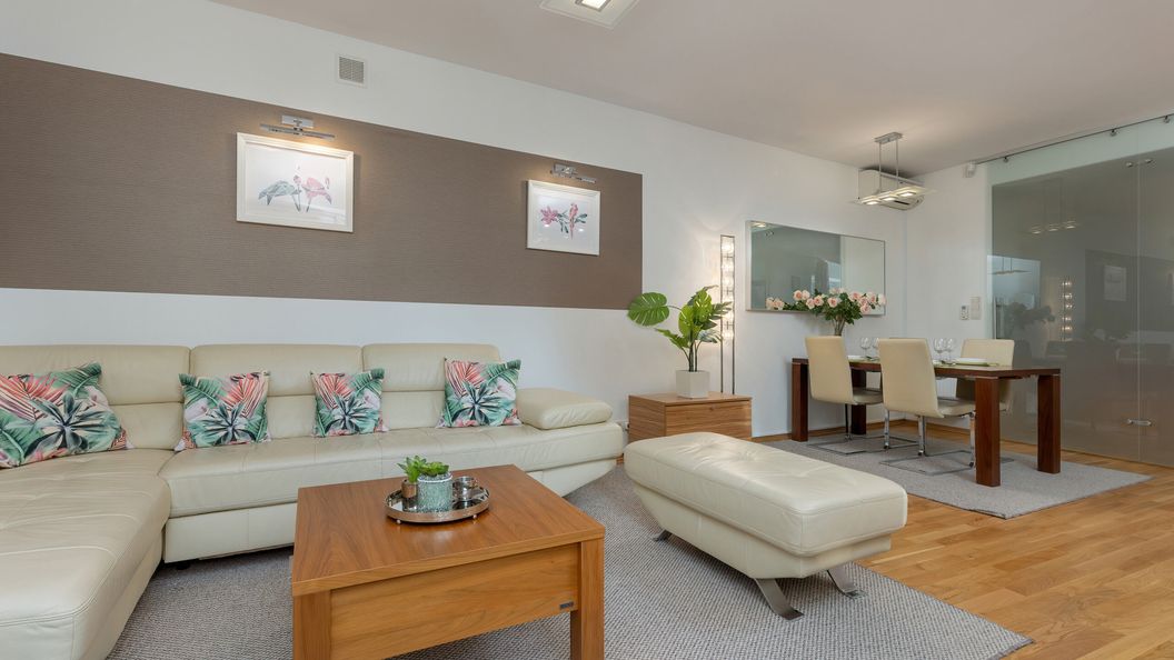 Nowy Świat 55/5 (1)