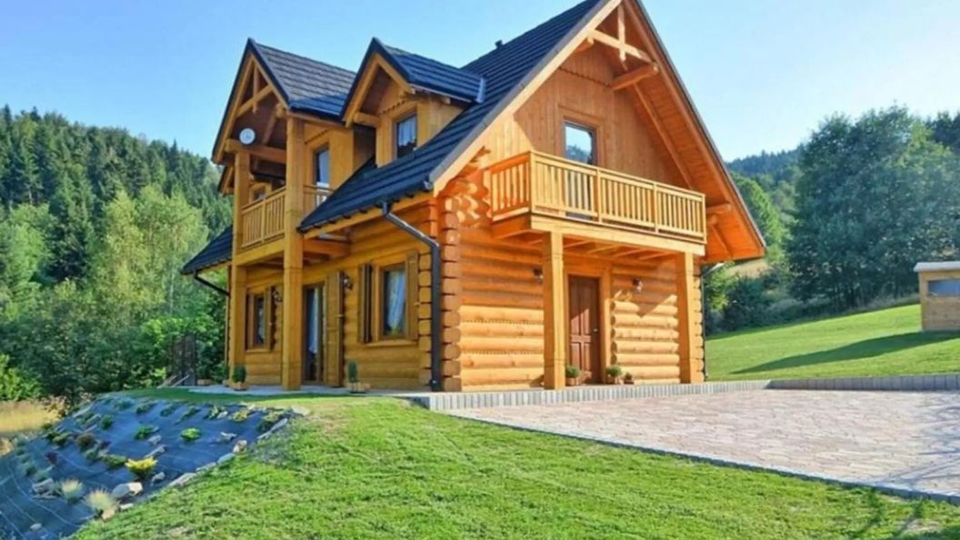 Miodowa Chata Brenna (1)