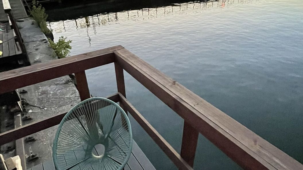 wiDOKI1 domek na nabrzeżu Stoczni Cesarskiej Gdańsk (1)