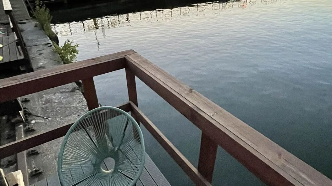 Widoki 1 domek na nabrzeżu Stoczni Cesarskiej Gdańsk (1)