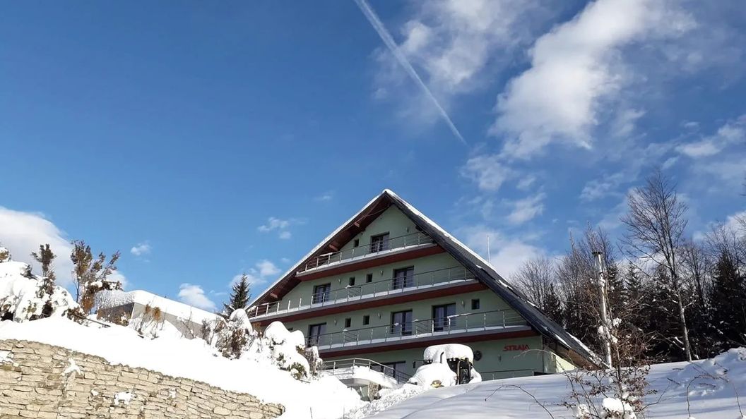 Vila Straja Lupeni (1)