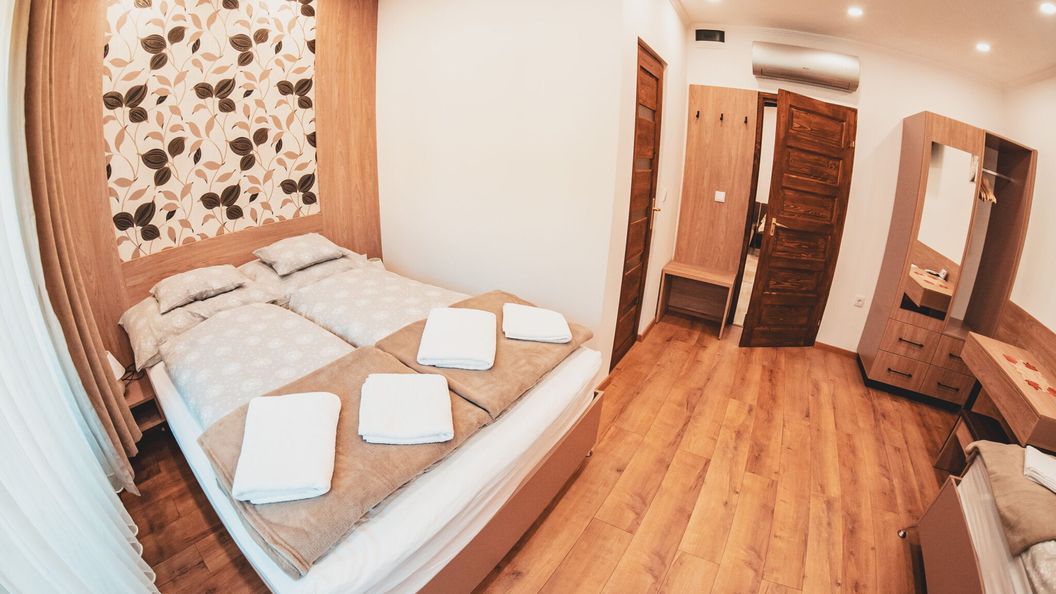 Magyar-Lak Vendégház Regéc (1)