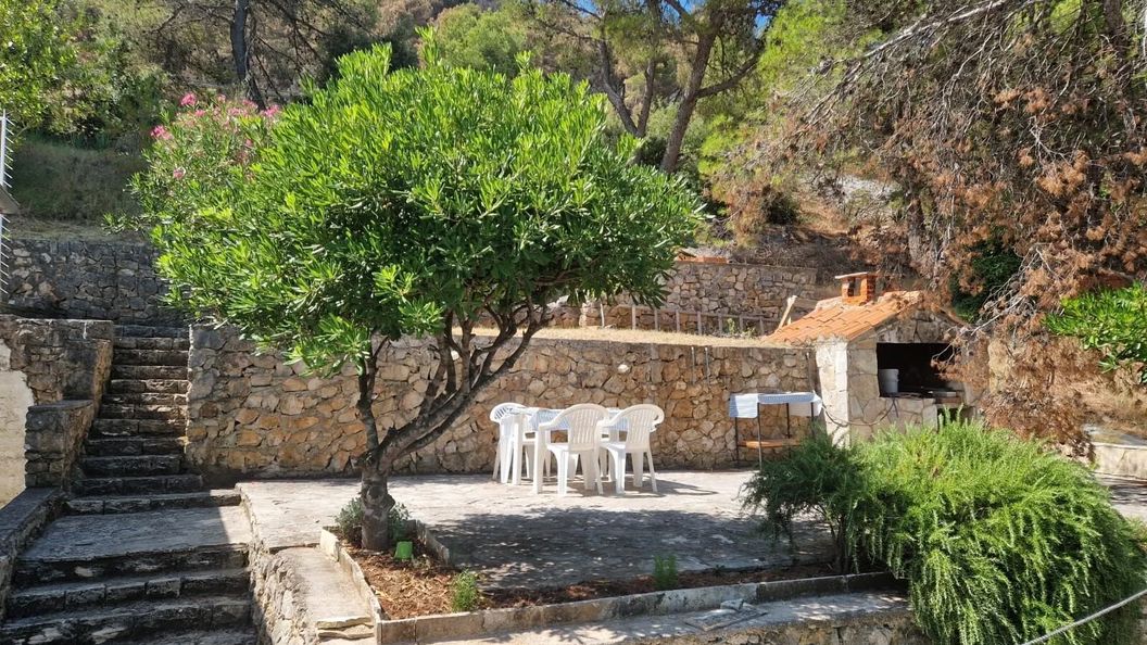 Apartment Cosy Terrace Grebastica (1)