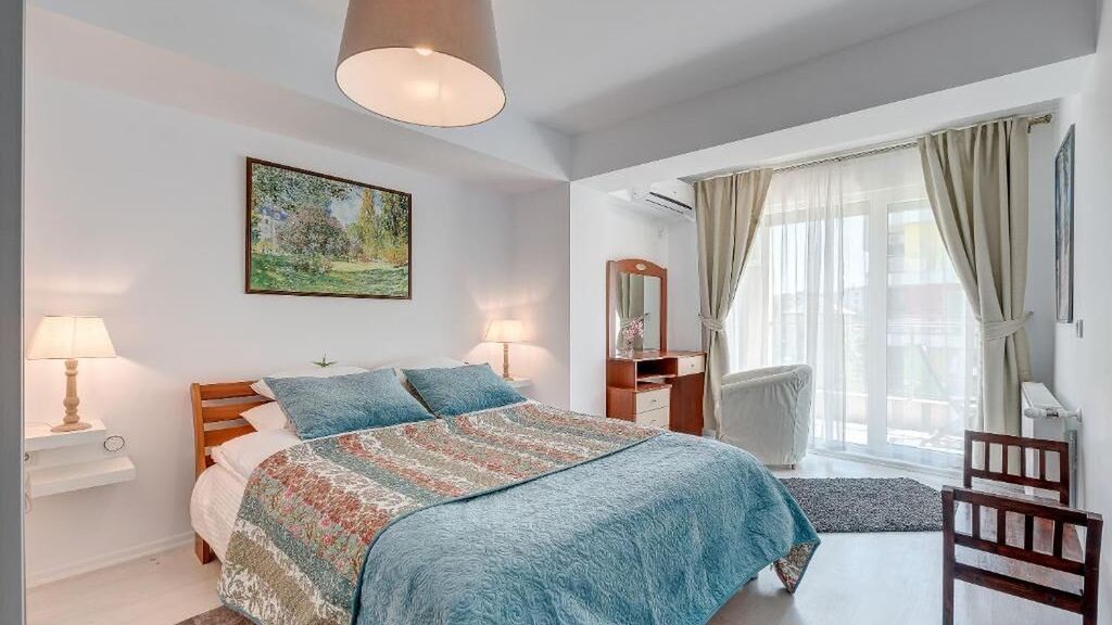 Airport Suites & Villas București (1)