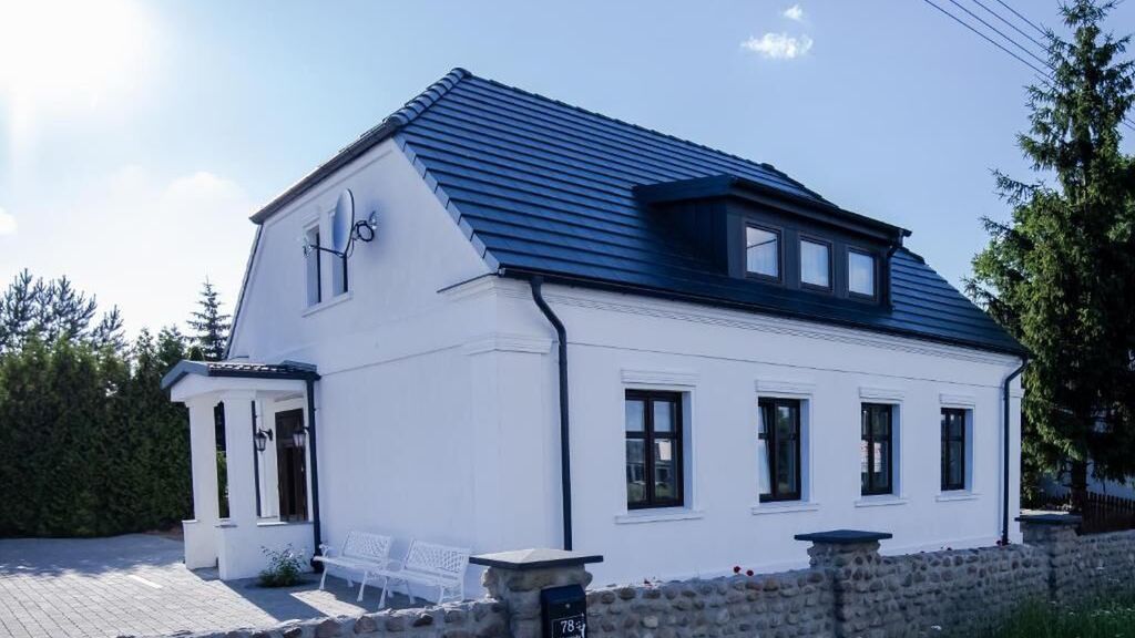 Dworek Biała Dama (1)