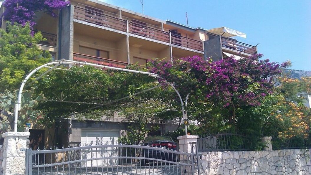 Apartments Bor Makarska (1)