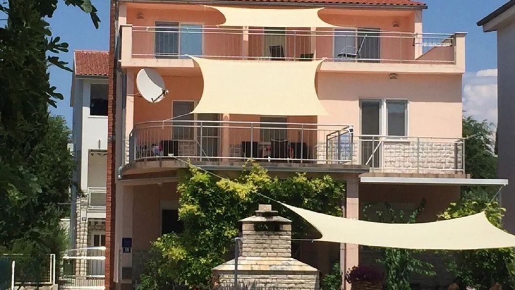 Apartments Đurđa Pirovac (1)