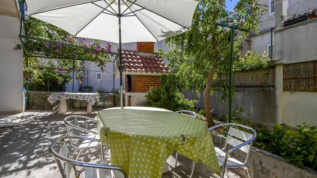 Apartment Željko Makarska (1)