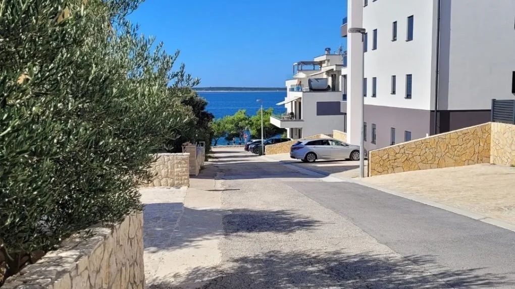 Apartments Mare Family only Mandre (1)