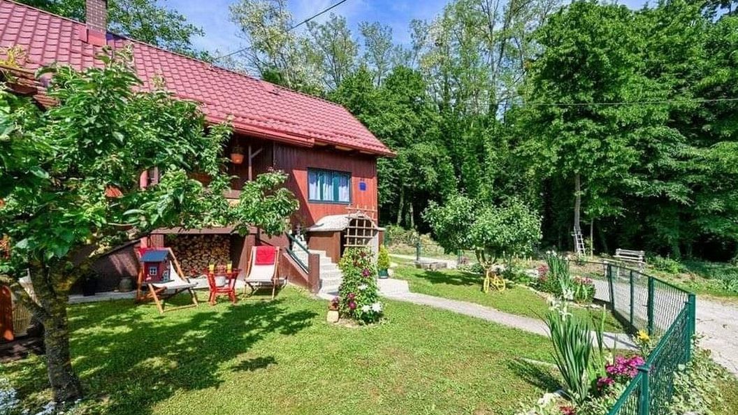 Ház Családok Részére Elszigetelt Helyen Gornja Konjščina, Zagorje - 21015 Gornja Konjščina (1)