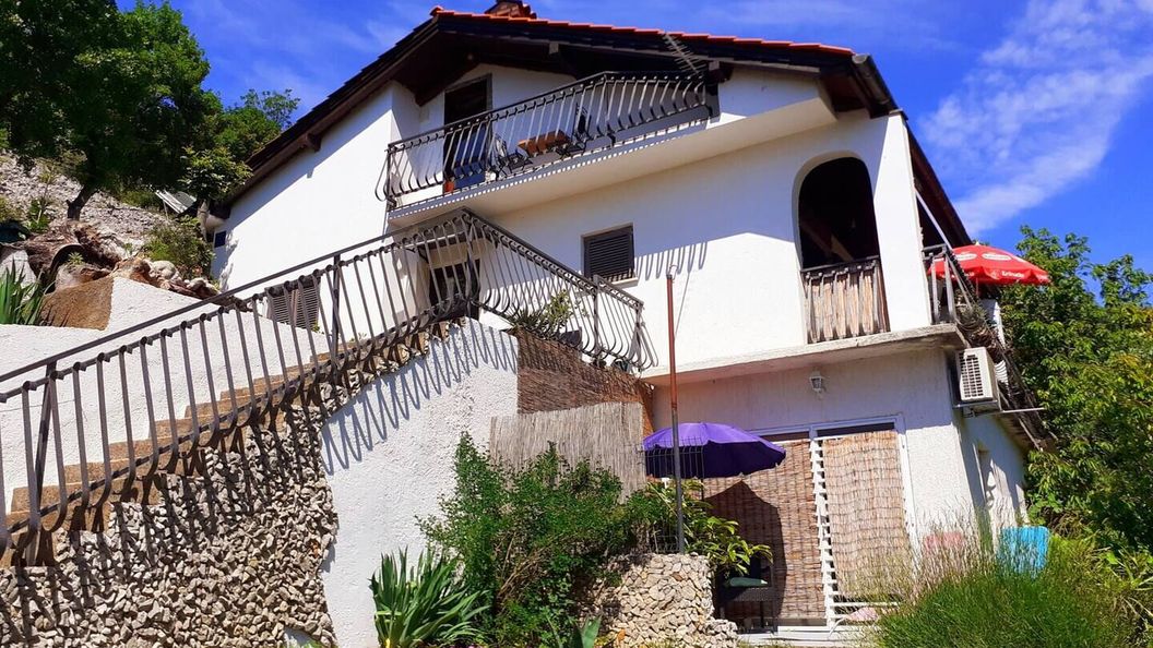 Apartmanok Parkolóhellyel Bunica, Senj - 22142 Bunica (1)