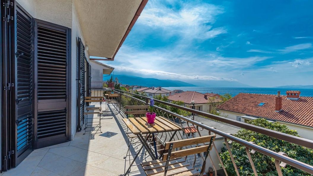 Apartmanok Parkolóhellyel Novi Vinodolski - 22846 (1)