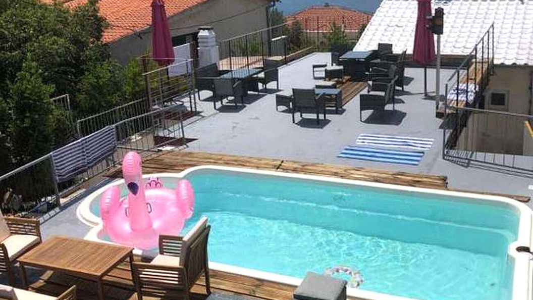 Apartmanok Családok Részére Medencével Brela, Makarska - 22910 Brela (1)