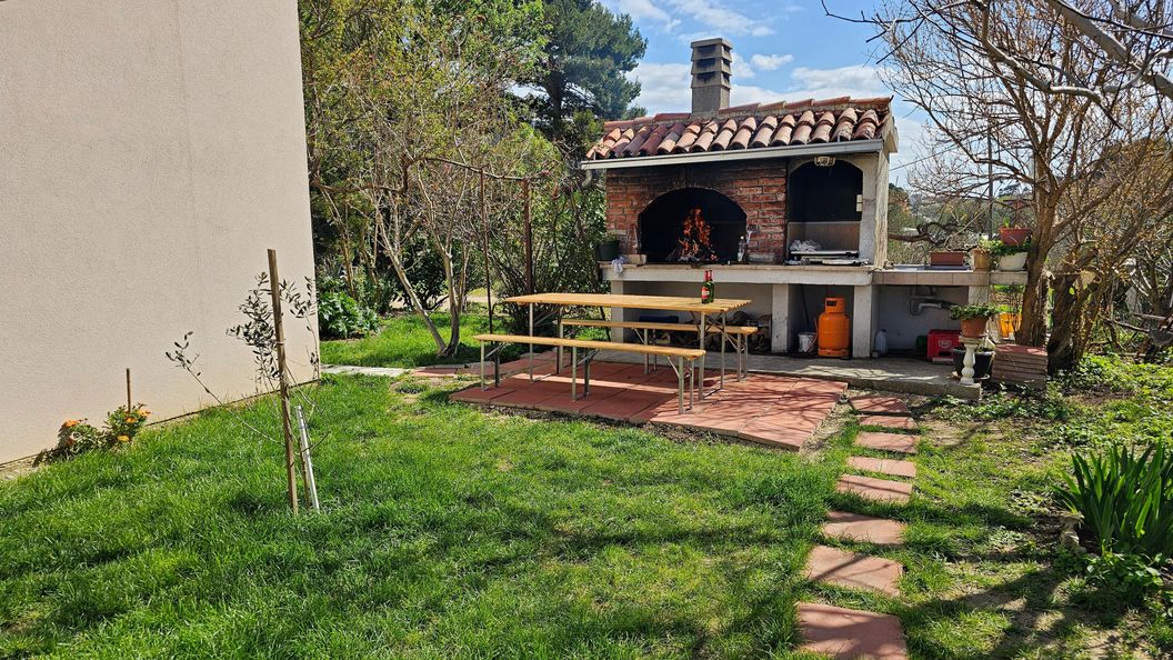 Apartmanok Parkolóhellyel Mundanije, Rab - 23315 Mundanije (1)