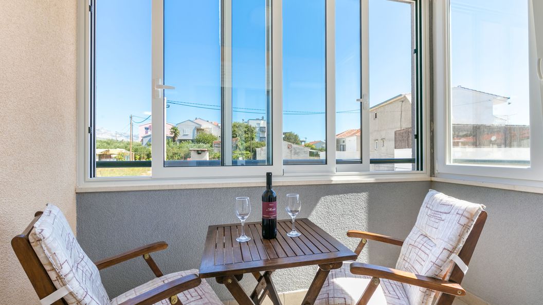 Apartmanok Parkolóhellyel Split - 23485 (1)