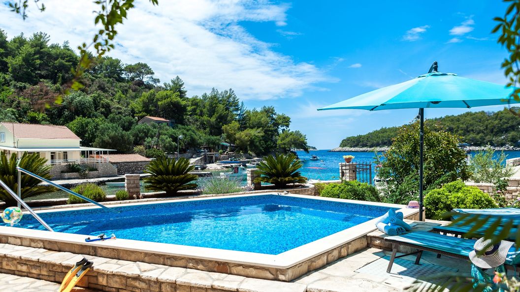 Ház Családok Részére Medencével A Tenger Mellett Grscica, Korcula - 23487 Gršćica (1)