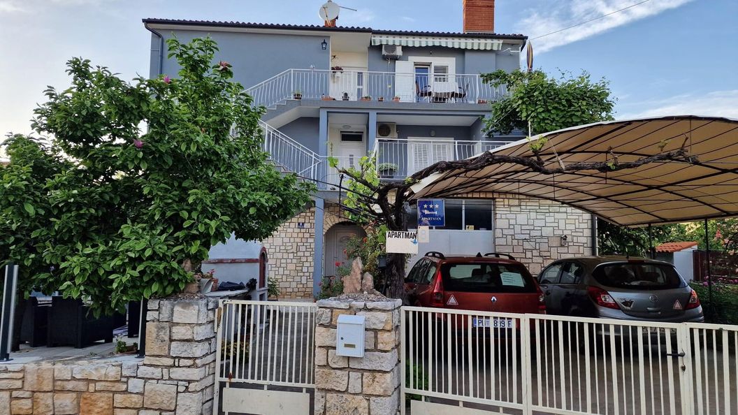 Apartmanok Parkolóhellyel Rovinj - 23506 (1)