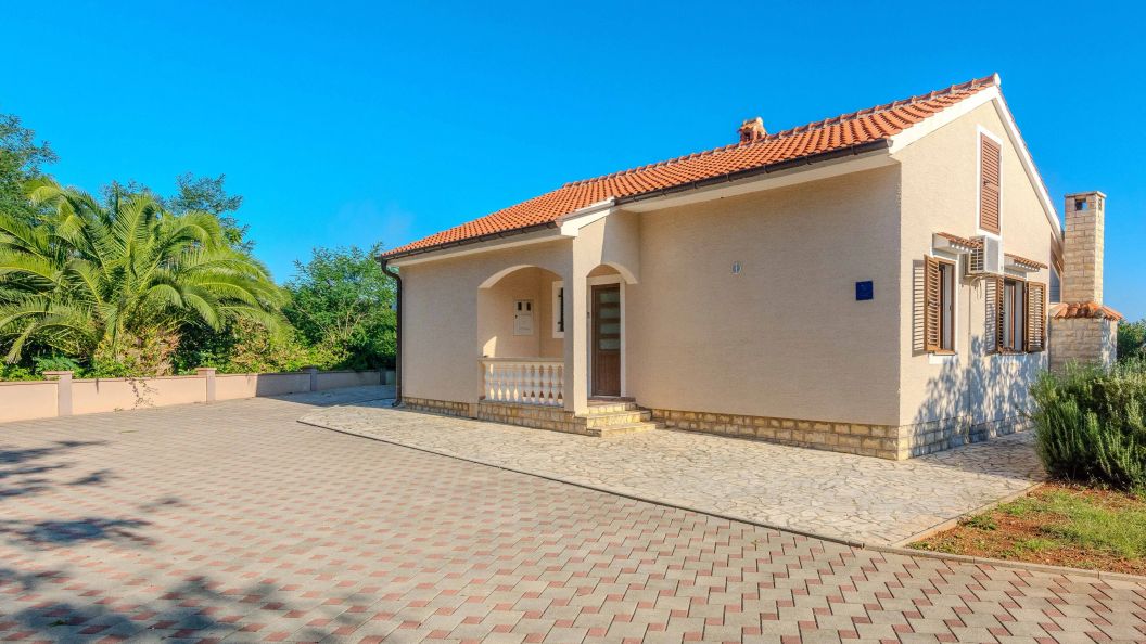 Family Friendly House With A Parking Space Privlaka, Zadar - 23633 Privlaka (1)