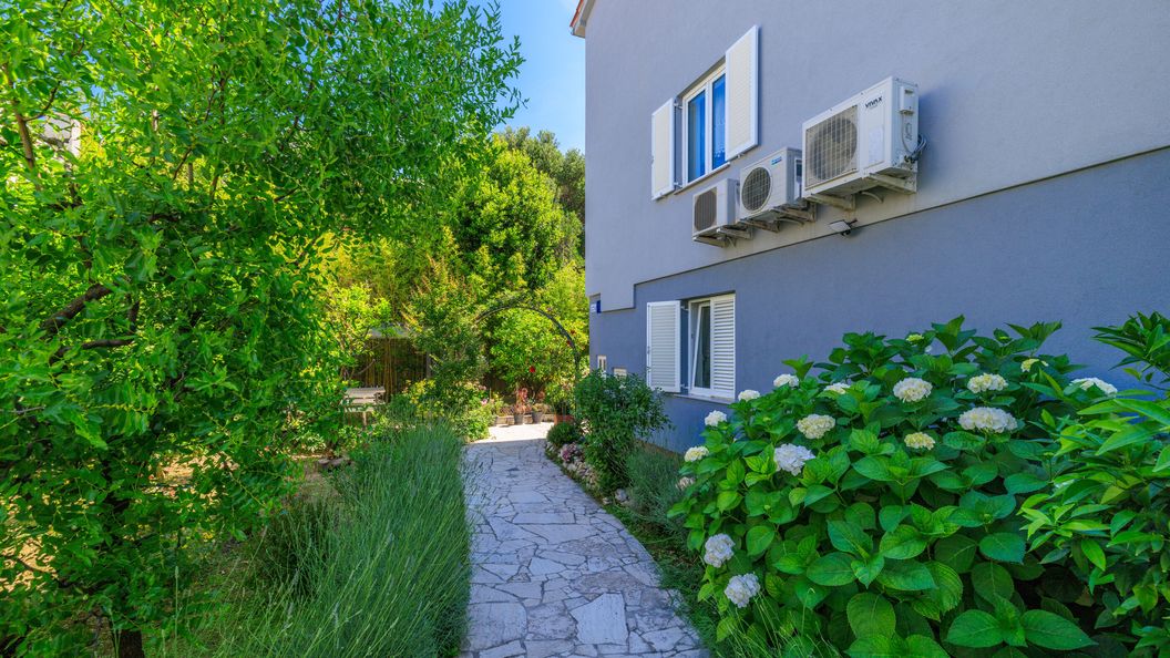 Apartments Keko Banjol (1)