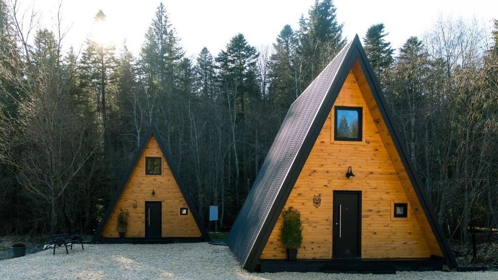 The Palo Cabins Predeal (1)