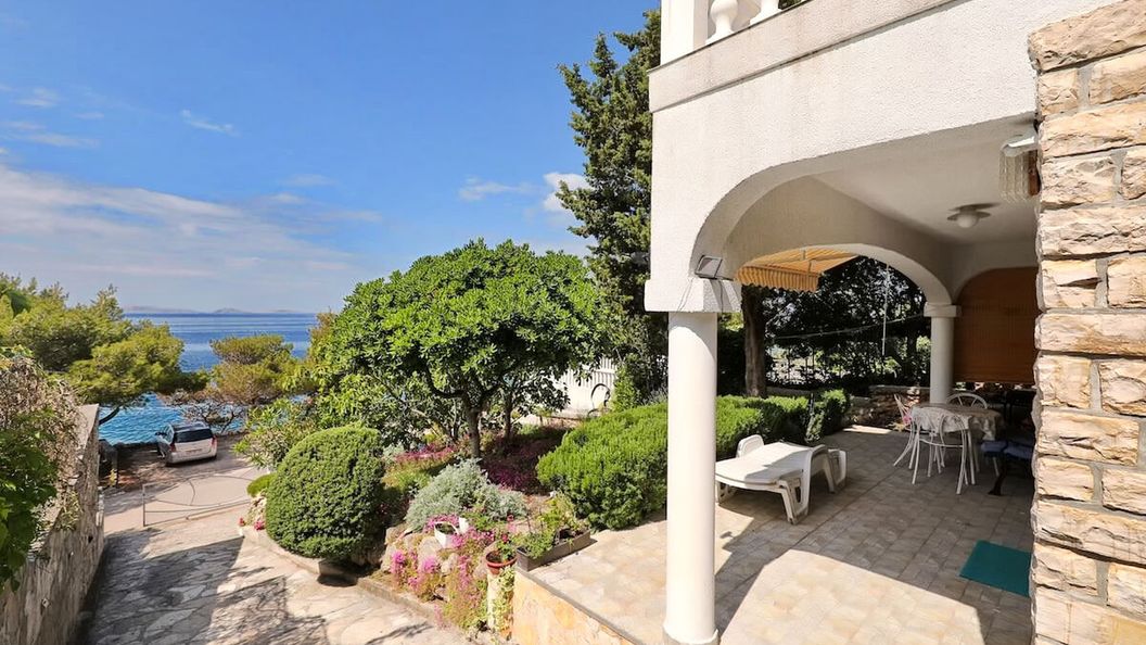 Apartments Djurdja Murter (1)