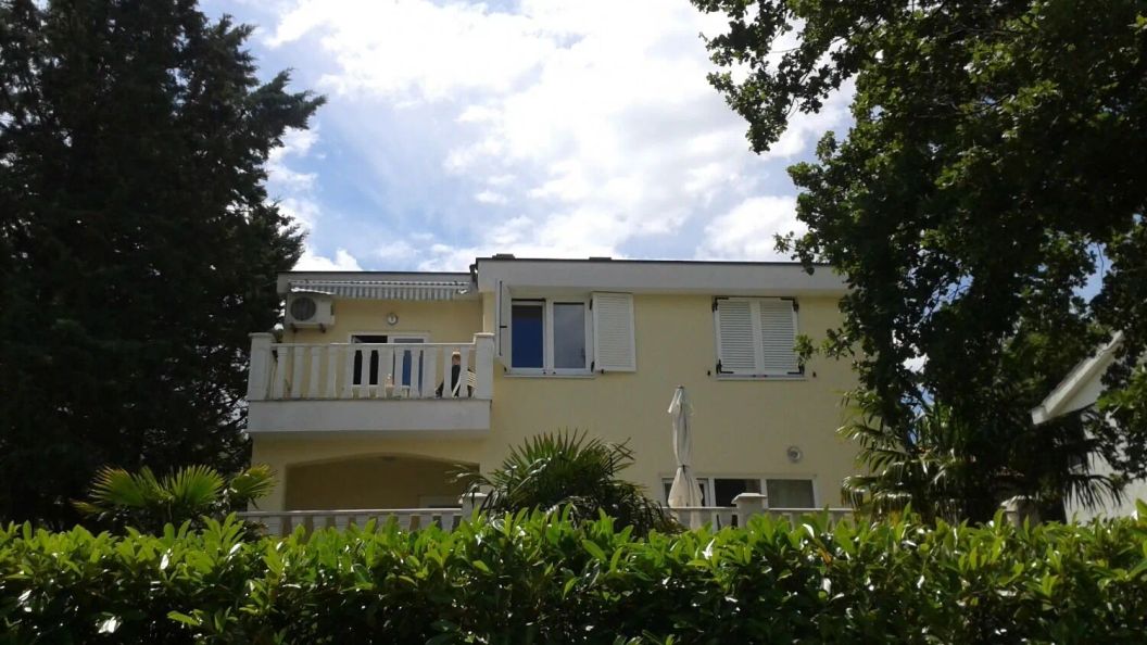 Apartments Pondeljak Malinska (1)