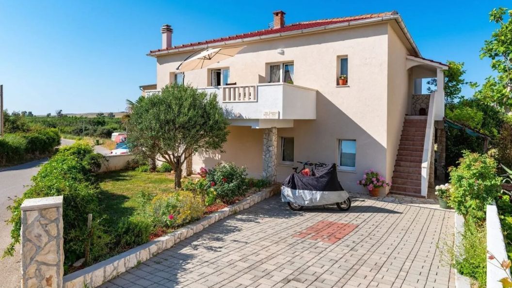 Apartment San Povljana (1)