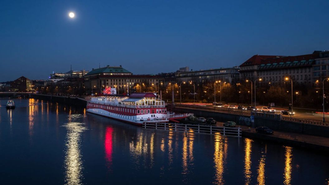 Botel Albatros (1)