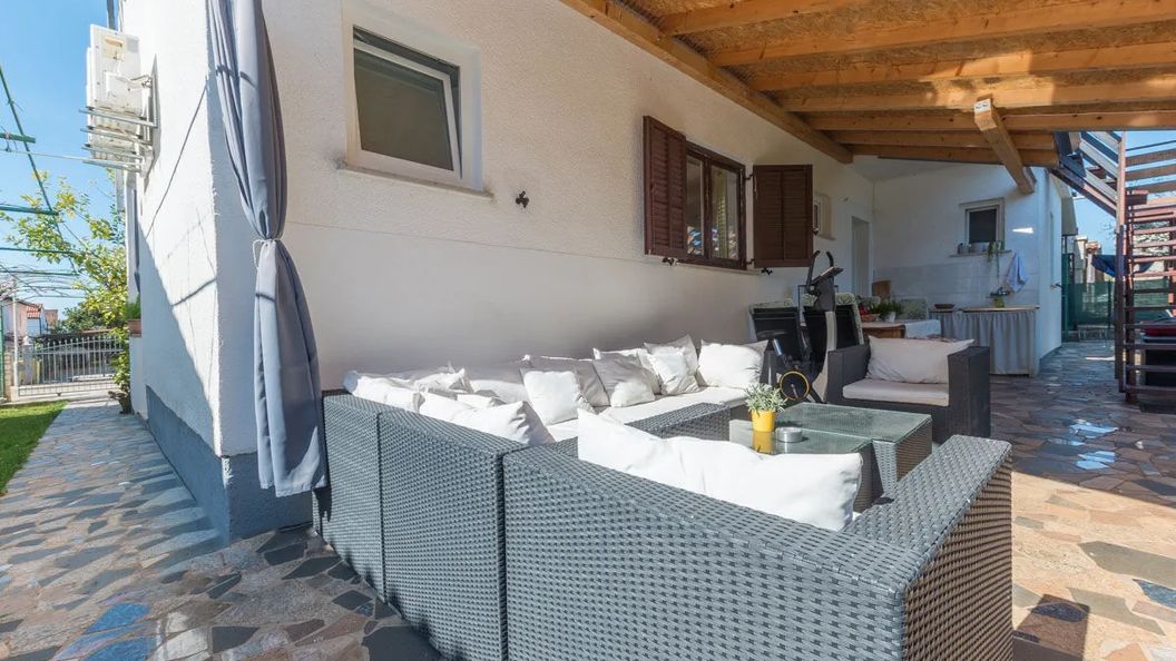 Apartment Neva Novigrad (1)