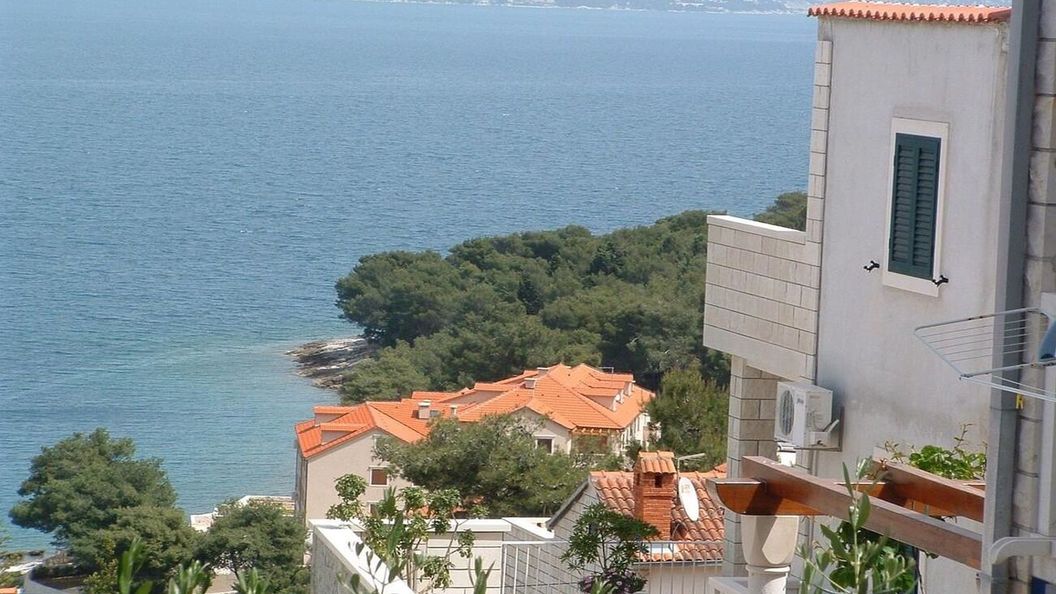 Apartments Nela Postira (1)