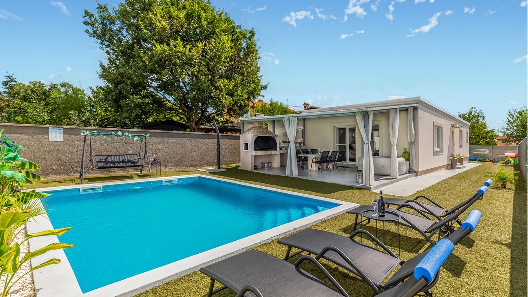 Vendégház Loborika - CIR749 (1)