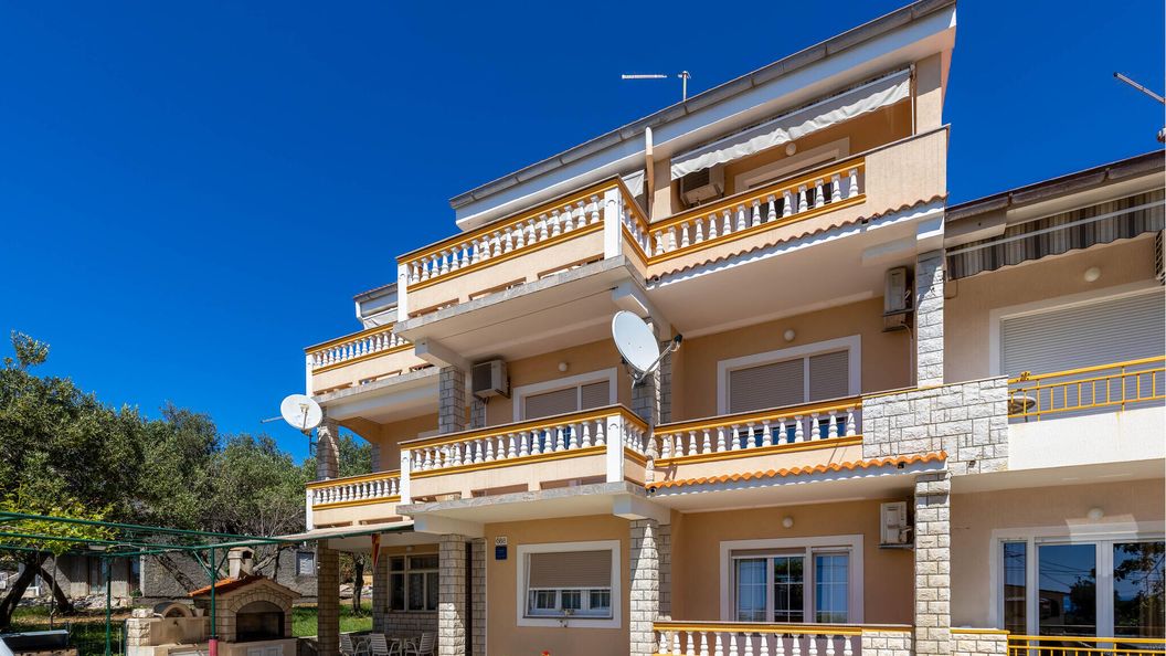 Apartman Rab - CKR867 (1)